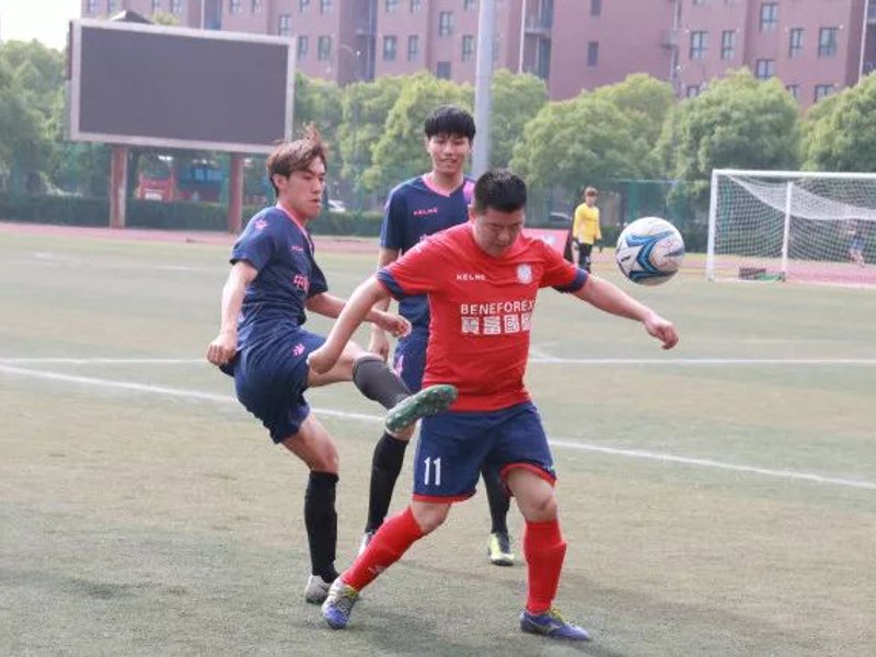关于谈球
